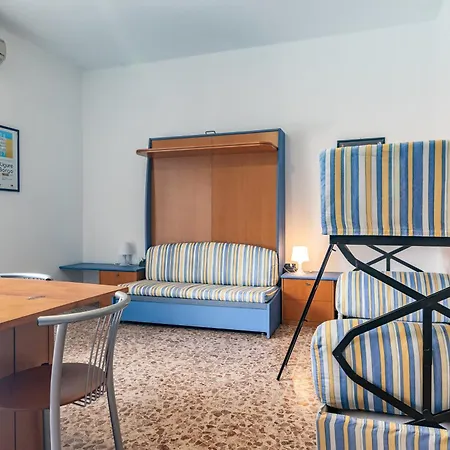 Residenza Adelaide Apart Otel Finale Ligure