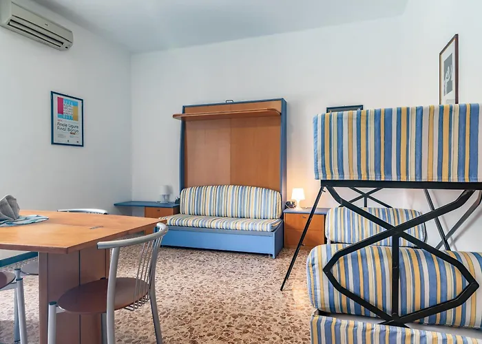 Residenza Adelaide Lejlighedshotel Finale Ligure