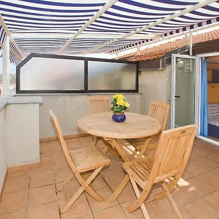Aparthotel Residenza Adelaide 3*