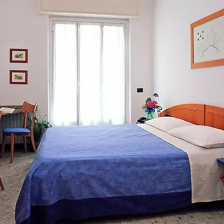 Residenza Adelaide Aparthotel Finale Ligure