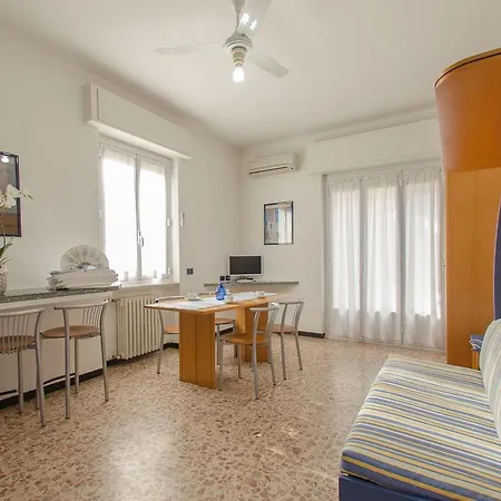 Ξενοδοχείο με διαμερίσματα Residenza Adelaide