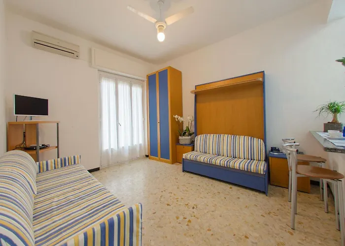 Residenza Adelaide Apartahotel Finale Ligure