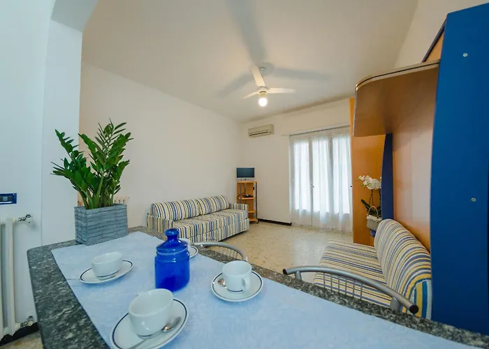 Apartahotel Residenza Adelaide Finale Ligure